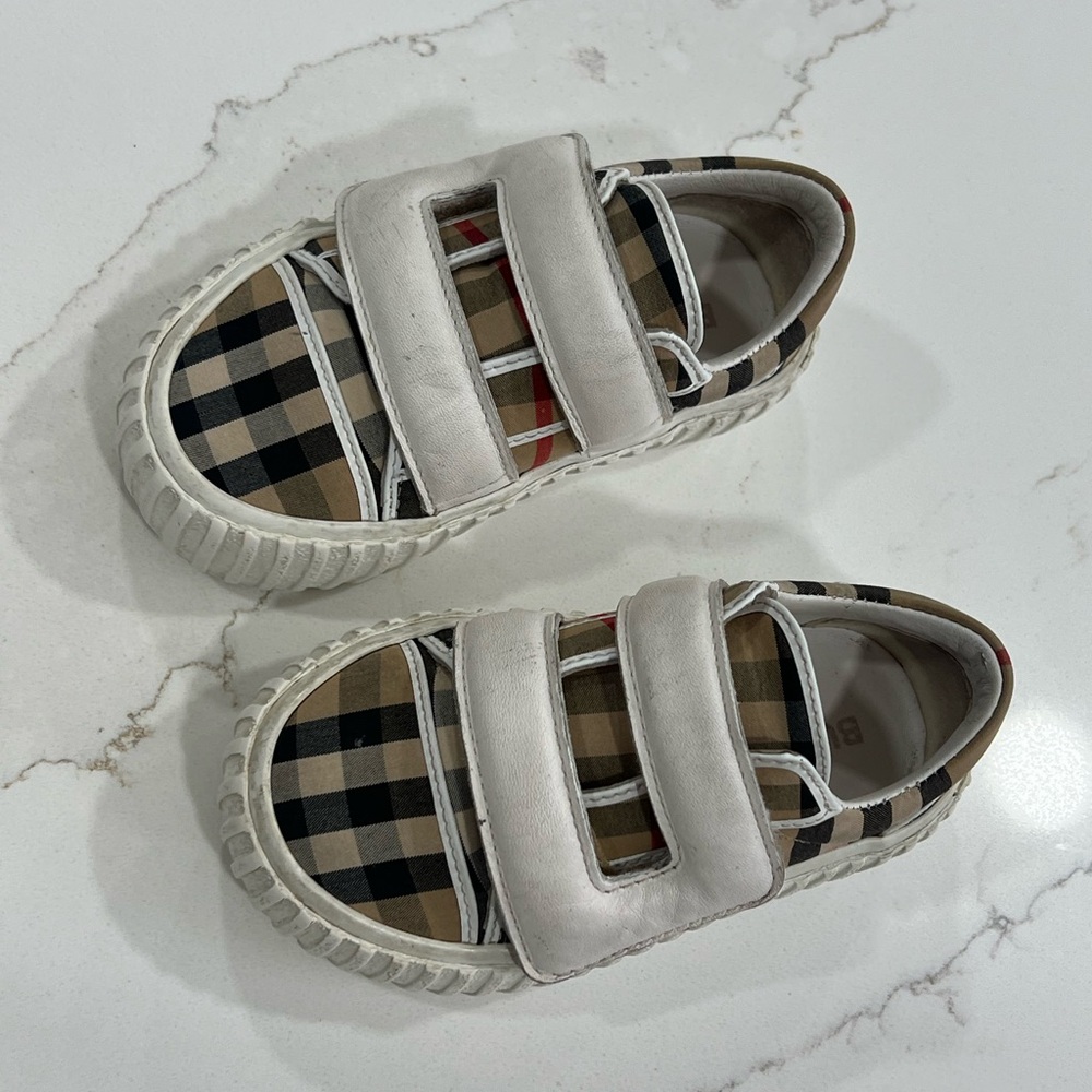 Burberry Toddler Stylish Plaid Velcro Sneakers - Picture 3 of 11